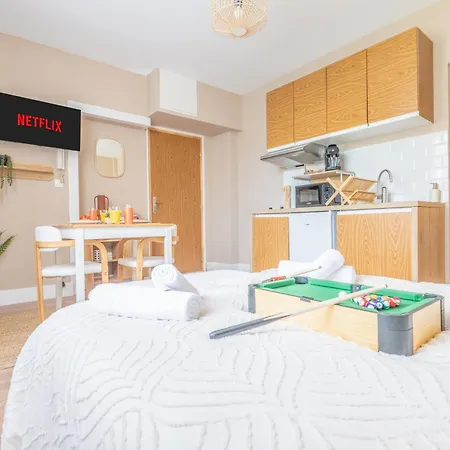 Le Boise I Centre I Netflix I Wifi Fibre I Parking 아파트 발랑시엔